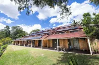 Windsor Terrace Motel Hotels in Windsor