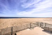 Bright Belmar Cottage < Half Mi to Boardwalk! - 3-Star