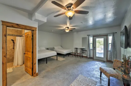 Lava Hot Springs Studio - Walk to Portneuf River! Hotels in 