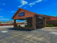 Royal Inn & Suites