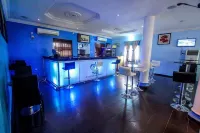 Aaron's Place - bar