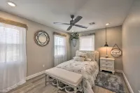 Cozy & Scenic Hodgen Cottage on 650 Acres! - 3-Star