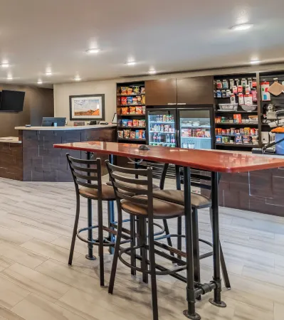 My Place Hotel-Phoenix West/Avondale, AZ Отели в г. Авондейл