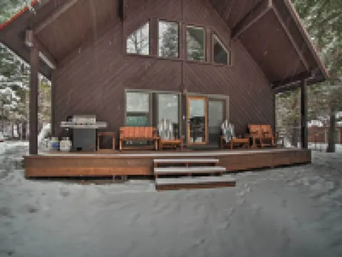 Beautiful McCall Cabin Perfect for Families! Hotels in McCall