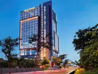 Mövenpick Surabaya City Hotels near Mushola At-Taubah