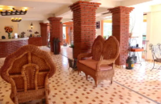 Camino Mexicano Hotel & Resort