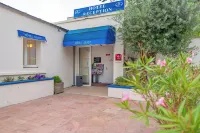 Grand Hotel Sénia - Paris Orly Airport Hotels in Orly