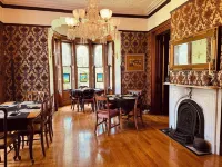 Limestone Mansion Hotels in Cherry Valley