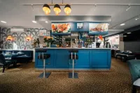Brit Hotel Privilège Lisieux - Villa des Arts Hôtels à : Cambremer