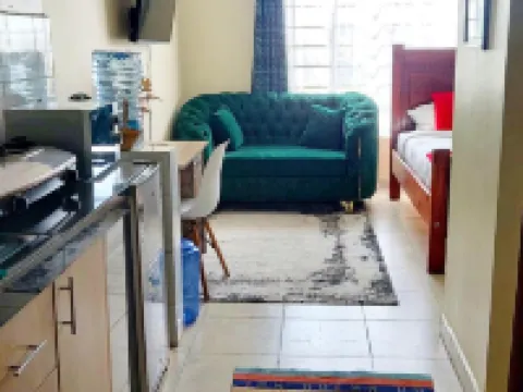 Cozy Studio in Mlolongo with City & Lake Views Hotéis em Mlolongo