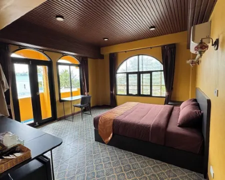 Phoenix Room โรงแรมในอำเภอ ปะทิว