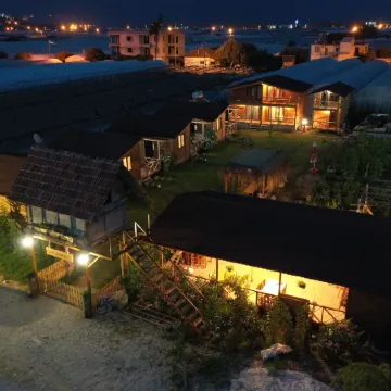 EM-BA Butik Bungalov