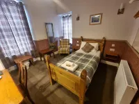 Roy Bridge Hotel