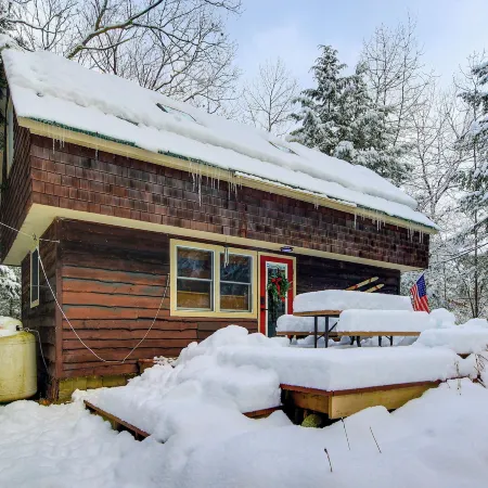 Mountain Getaway | Near Hiking & Okemo Resort