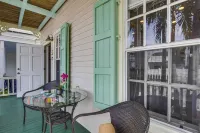 Paradise Place by AvantStay Key West Old Town Condo w Shared Pool