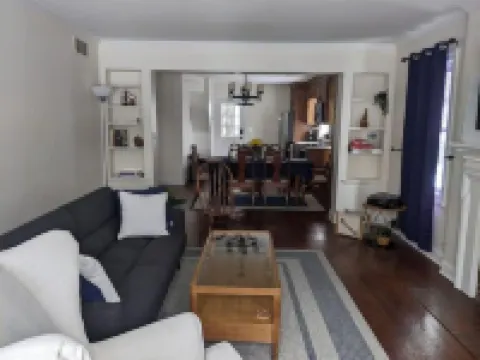 Sleepy Sanctuary Hotels in Wilmette