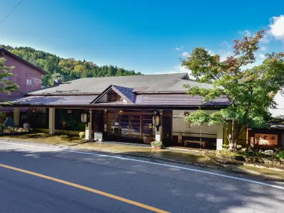 渓雲閣 獵人山鹽原滑雪場附近的飯店