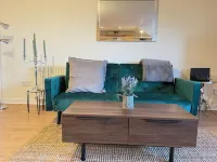 Apartment in Swinton with Free Parking–  Sleeps 4 Hotels in Worsley