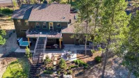 Spring River Retreat by AvantStay Lakefront Luxury w Hot Tub Game Room Near Bend
