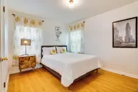 Charming Renovated Cottage - Walk to UPS & Proctor