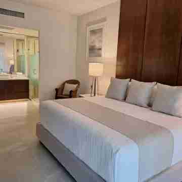 Playa Royale condo 4202 with 1 bedroom / 2 bathrooms Rooms