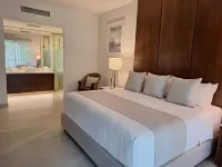 Playa Royale condo 4202 with 1 bedroom / 2 bathrooms
