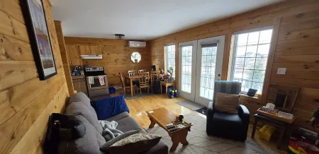 Cozy House/Cottage, minutes to National Park & Golf Course