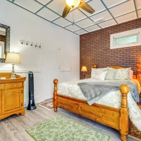 Quaint Mt Vernon Cottage Near Historic Dtwn!