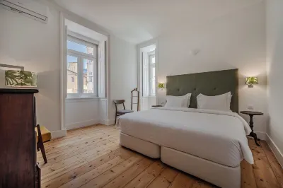 Casas de São Bento Hotels near Rossio Square