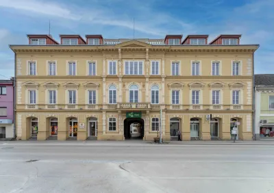 Eee Hotel Perg Các khách sạn ở 