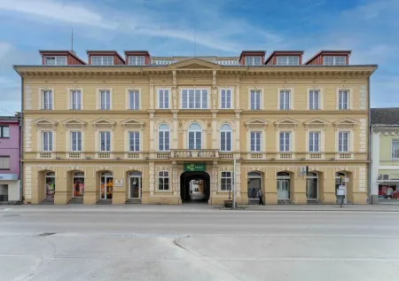 Eee Hotel Perg Отели в г. Ardagger