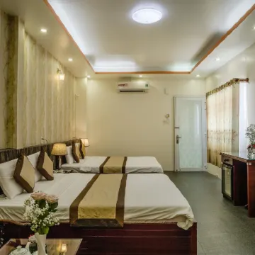 Dong Bao Hotel Hotels near Chau Doc Bus Station