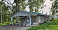 Peaceful 1-bedroom cottage with WiFi, AC in the country