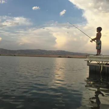 4 bedrooms 3 bath, Tranquil Home, Master suite & Jet tub, Mins from Hot Springs