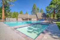 Scenic 1 Bedroom W/Loft at Mount Bachelor Resort!