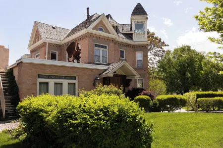 Hines Mansion Отели в г. Прово