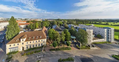 Designhotel + CongressCentrum Wienecke XI. Hotels near Playground Quartierpark Jakobskamp