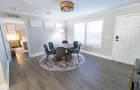 Hendrix Hideaway Hotels in Lexington