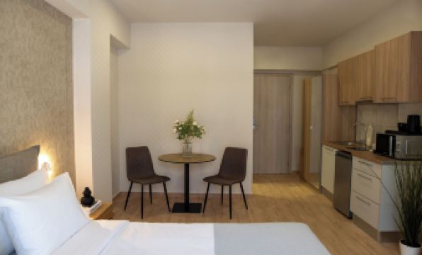 Nuvia UrbanStay Piraeus Apartments