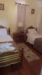 Two charming 2-bedroom cottages with AC and WiFi in delightful Queenstown  Gtown