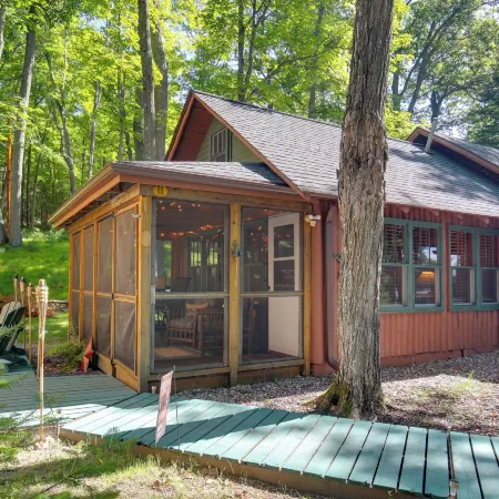 Dock & Beach Access: Duplex Lake Cabin!
