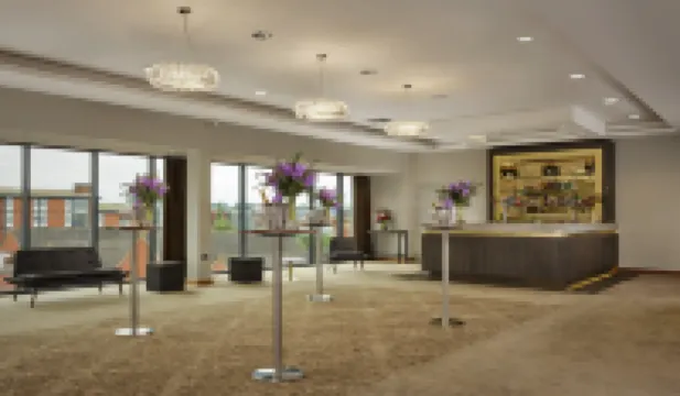 더블트리 바이 힐튼 링컨