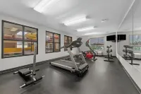 Home Inn and Suites Lloydminster