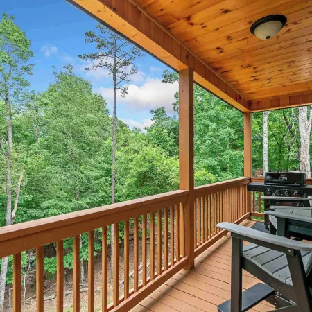New Listing - Luxurious Mountain Home for 8 With Amenities