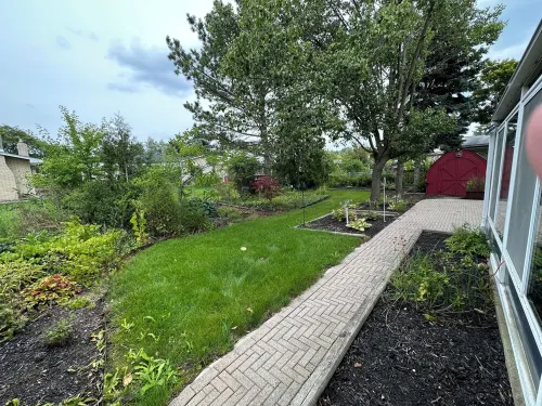 Beautiful home in metro Detroit area with Gameroom 4BD 스털링하이츠 호텔