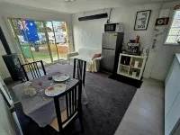 Self contained family snow accommodation  just 45 mins to the resorts Hotels in Berridale