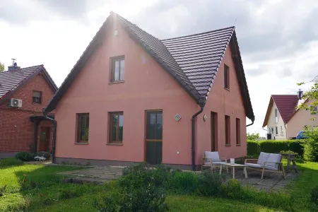 3 Bedroom Private Vacation Home in müncheberg
