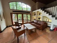 "Bees & Birds" Cottage for 2 people, spacious, open, bright, green setting