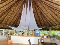 HOTEL TESORO BEACH - Bares