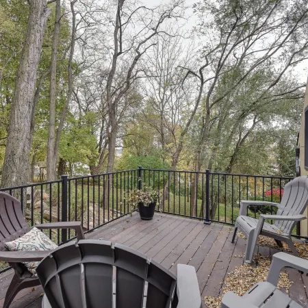 Large Home w/ Game Room, 4 Mi to Mississippi River